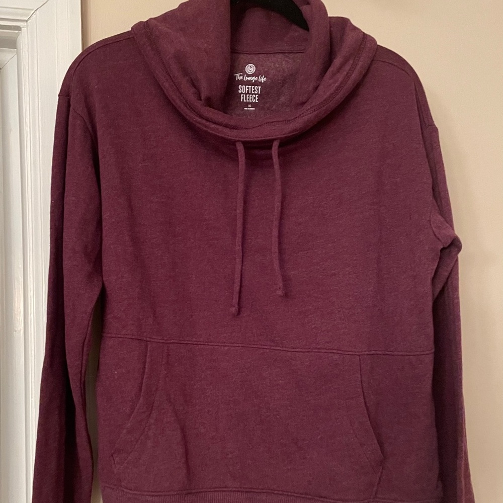 Women’s / juniors XS sweatshirt